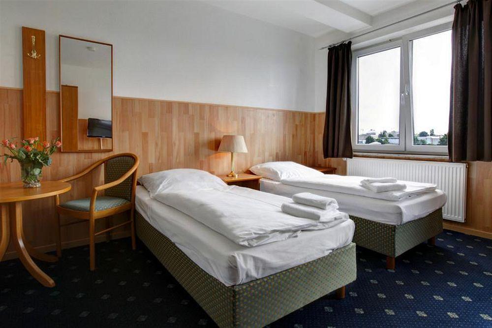 Itm Hotel An Der Bille Гамбург Экстерьер фото